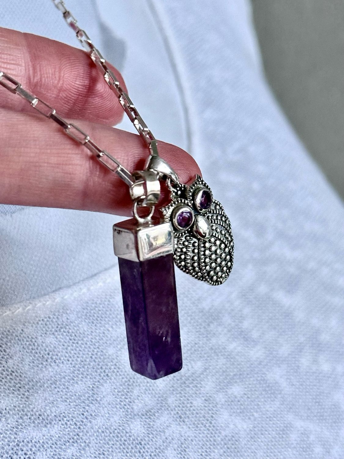 Búho con ojitos de Amatistas *PLATA925* 3cm