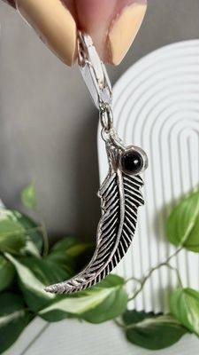 Pluma Ónix c/mosquetón | *PLATA925* |