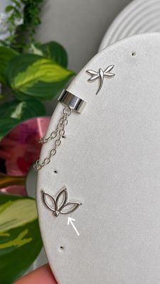 Par Flor de Loto | PLATA925 | 1,2cm x 1cm | Con mariposa