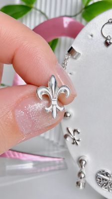 Par Flor de Liz | PLAT925 | con mariposa