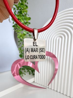 Medalla cuadrada | PLATA925| 2x2 cm (la medida no incluye contraargolla)
