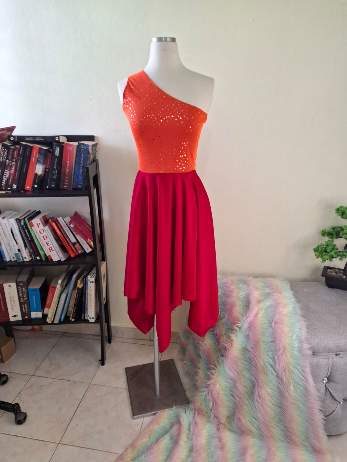 Efod básico, con sobre tela en la blusa.