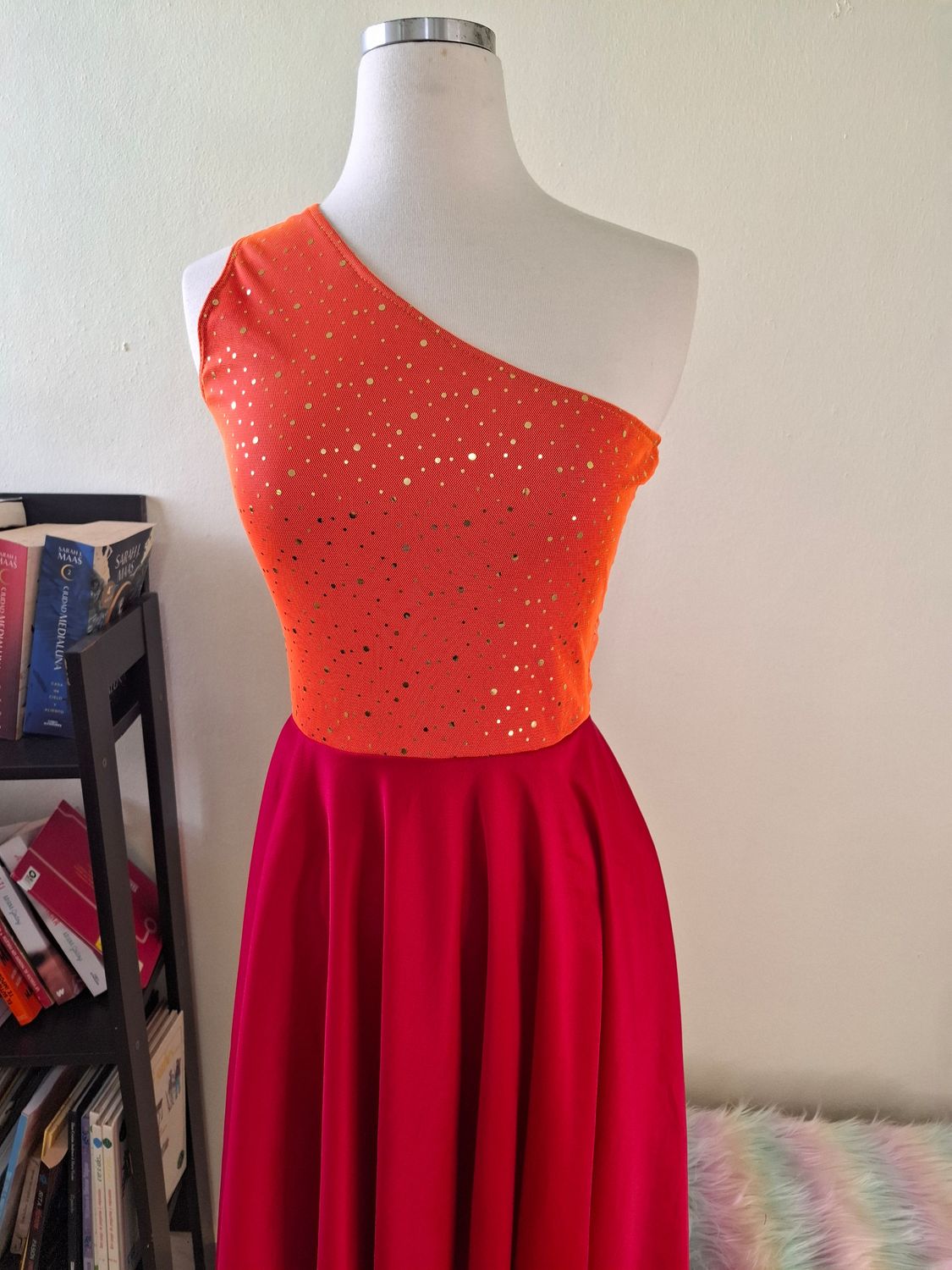 Efod básico, con sobre tela en la blusa.