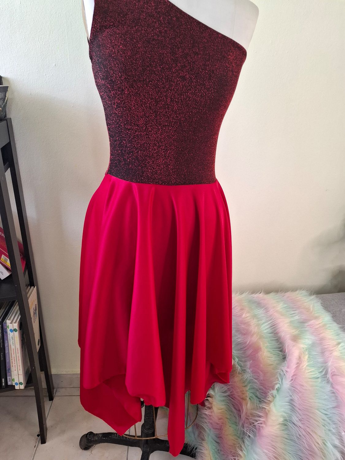 Efod básico, con sobre tela en la blusa.