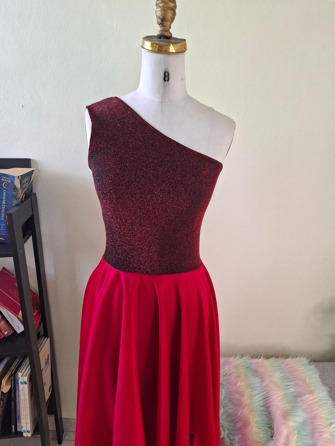 Efod básico, con sobre tela en la blusa.