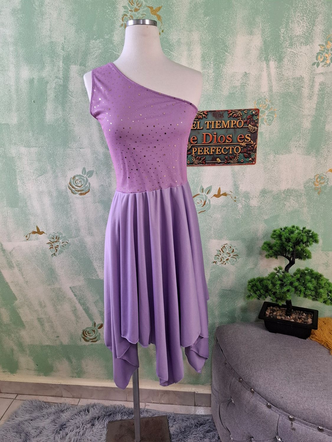 Efod básico, con sobre tela en la blusa.
