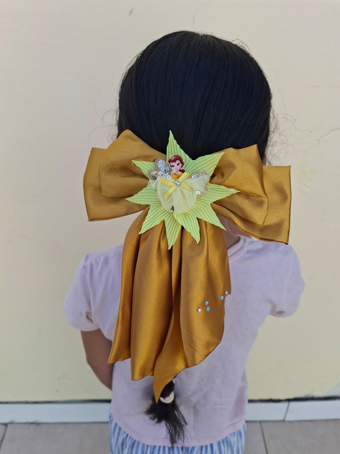 Lazos princesa, Dorado