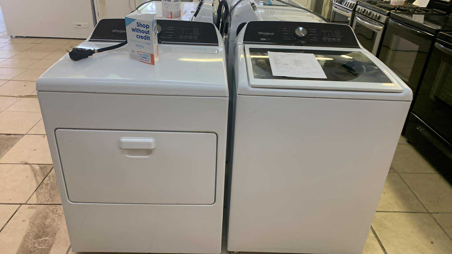 WHIRLPOOL LAUNDRY SET