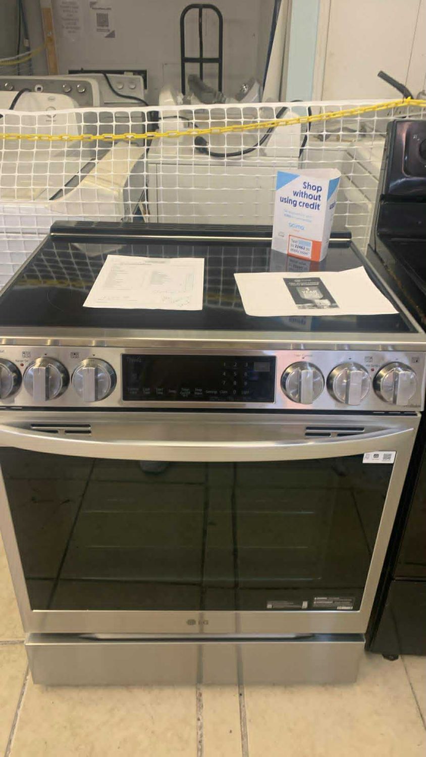 LG STOVE