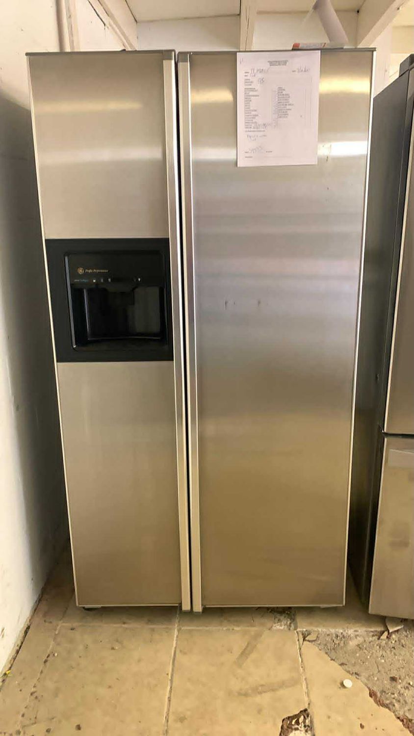 GE REFRIGERATOR