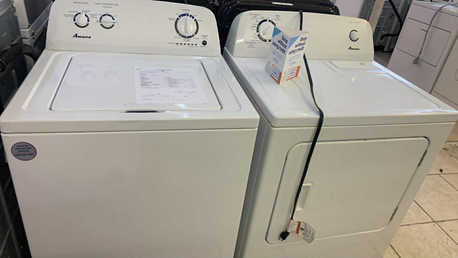AMANA LAUNDRY SET WITH GAS DRYER