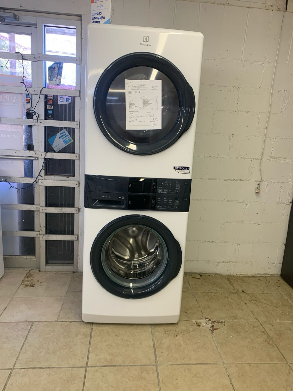 Electrolux Laundry Center