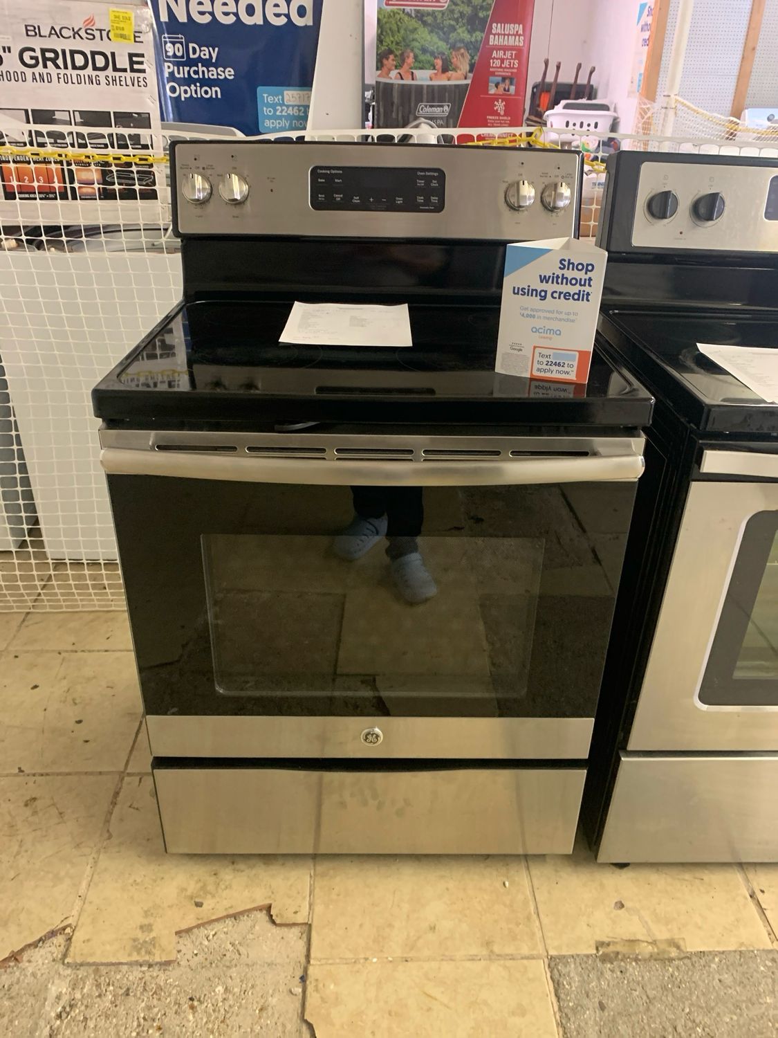 GE Electric Stove