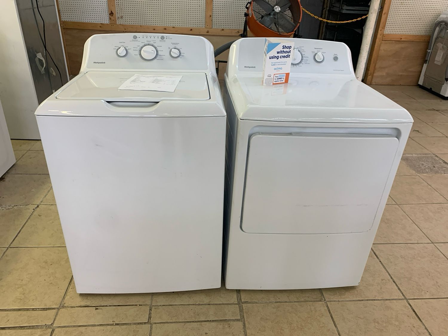 Hotpoint Laundry Set