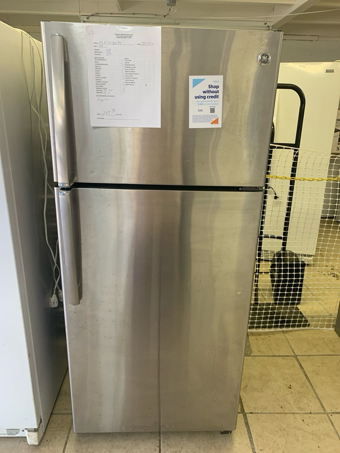 GE Refrigerator