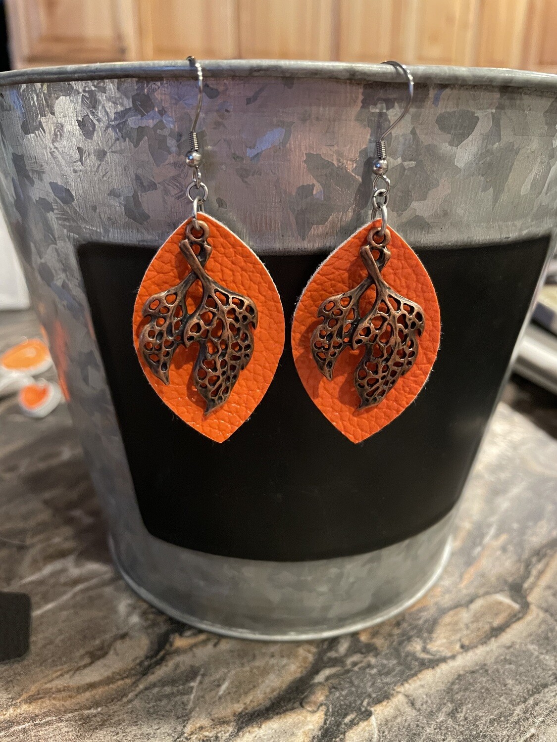 Leaf earrings!
