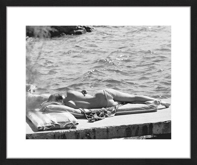 Riviera Maison Brigitte Bardot sunbathing 50x60cm