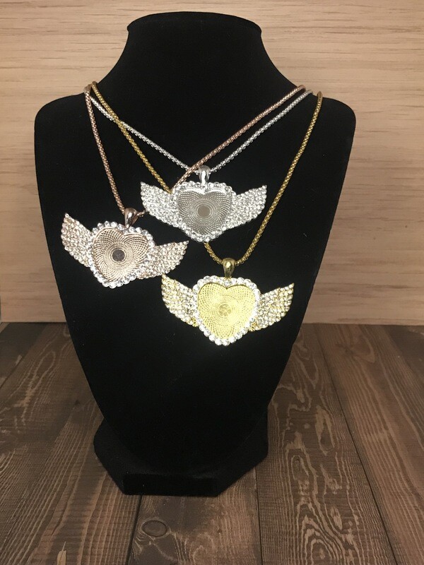 Angel necklace