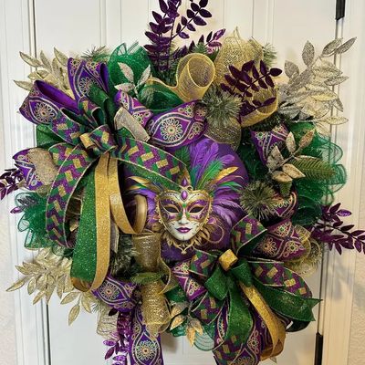 Metal Wreath Signs