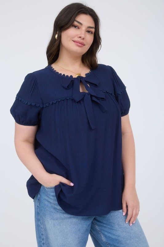Scallop Trim Front Tie Detail Puff Sleeve Top PLUS