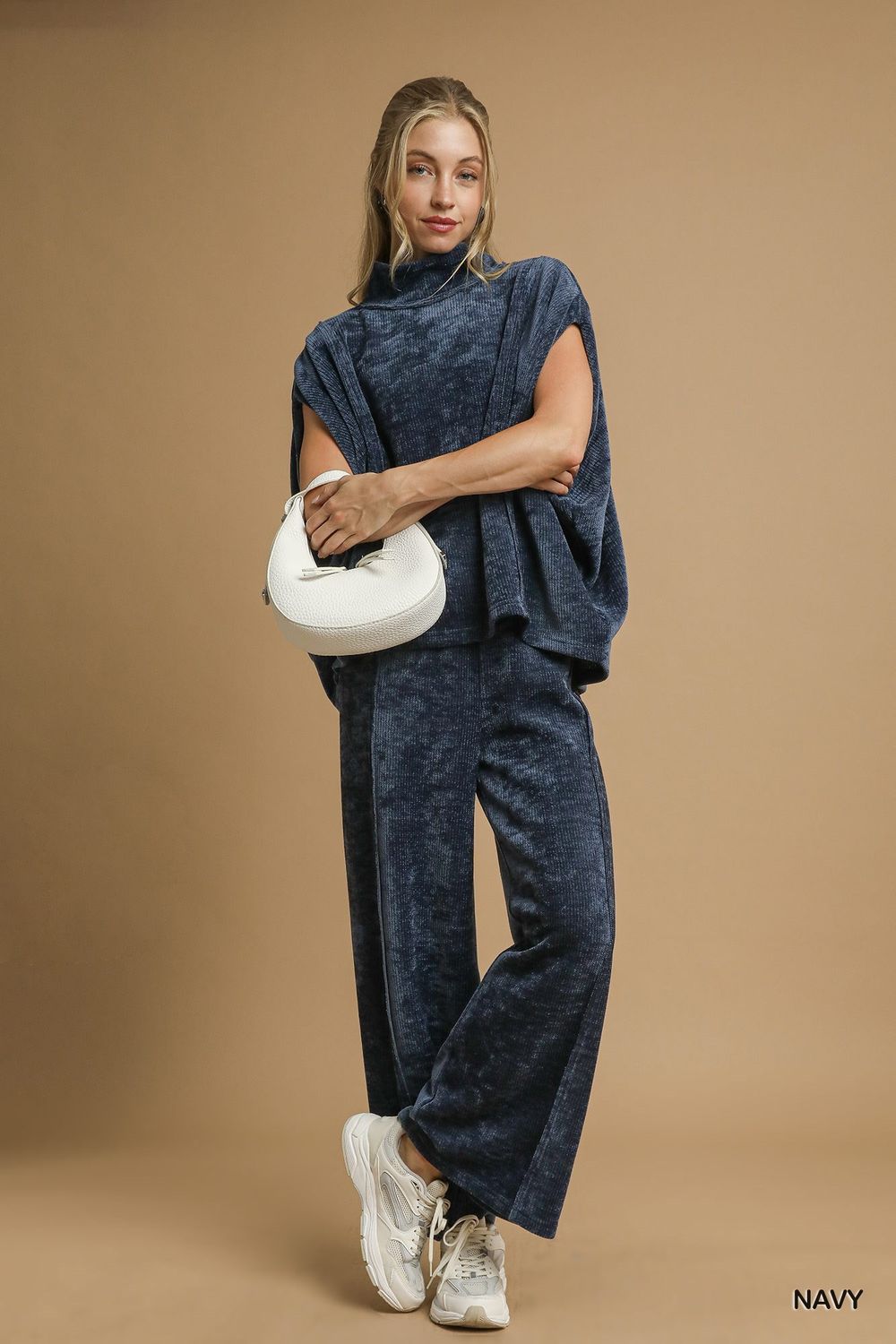 Luxeknit Wide Leg Pants
