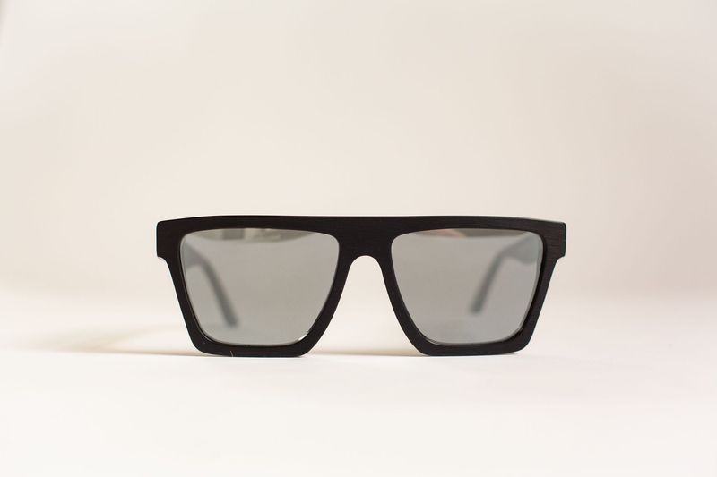 Modena - Brushed Black & Mirrored Modena - Brushed Black & Mirrored