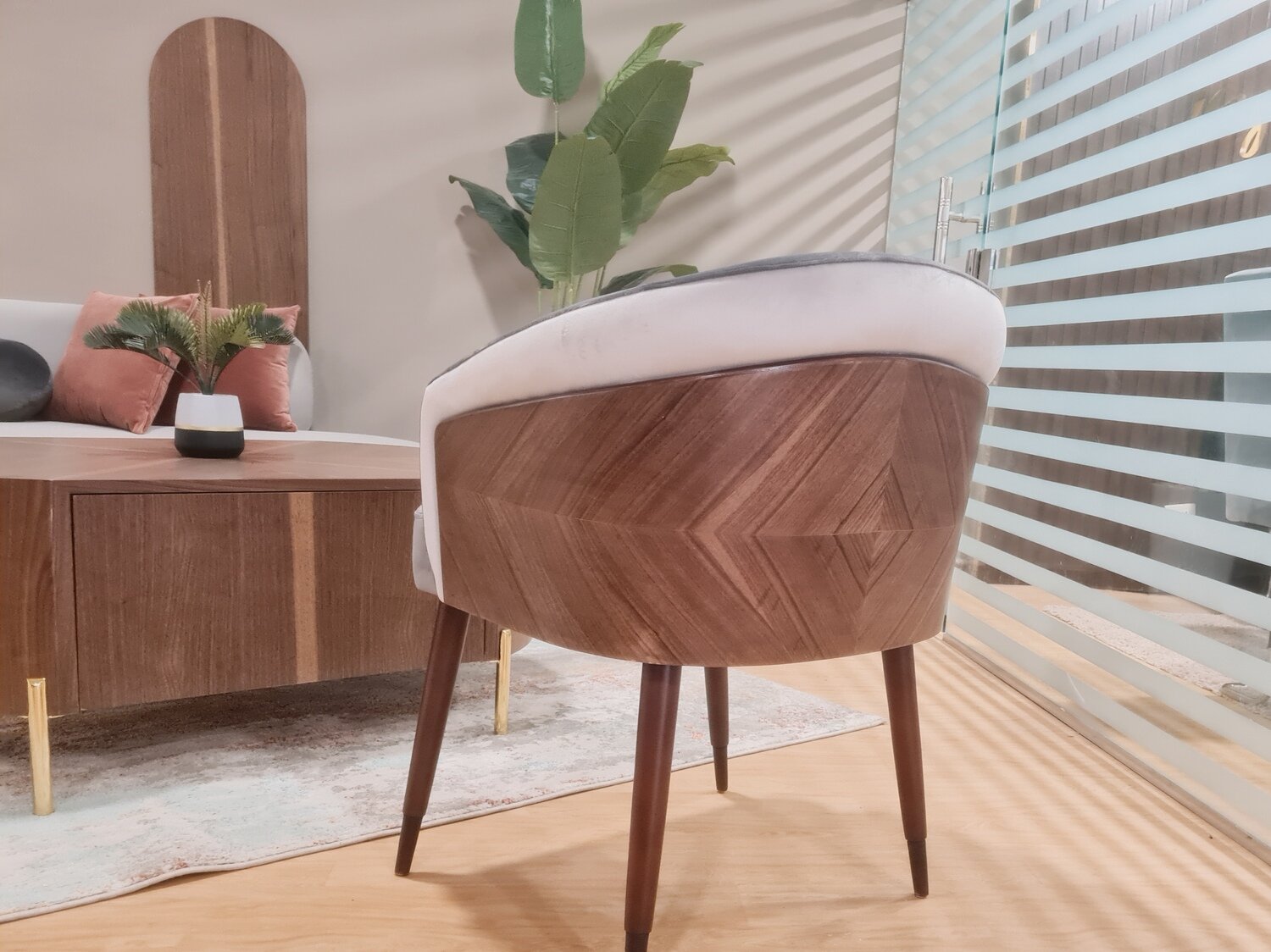 Mid Century Dinning Chair