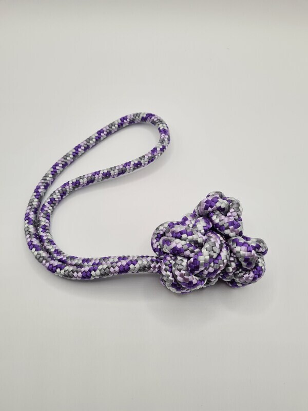 Spielzeugknoten mit Schlaufe Ziehspielzeug Spielzeugknoten mit Schlaufe Ziehspielzeug