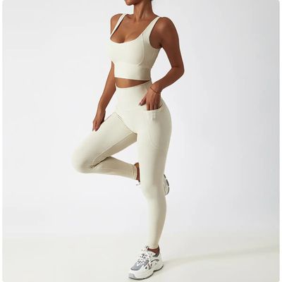 Chloe High-Waisted Pants CREAM