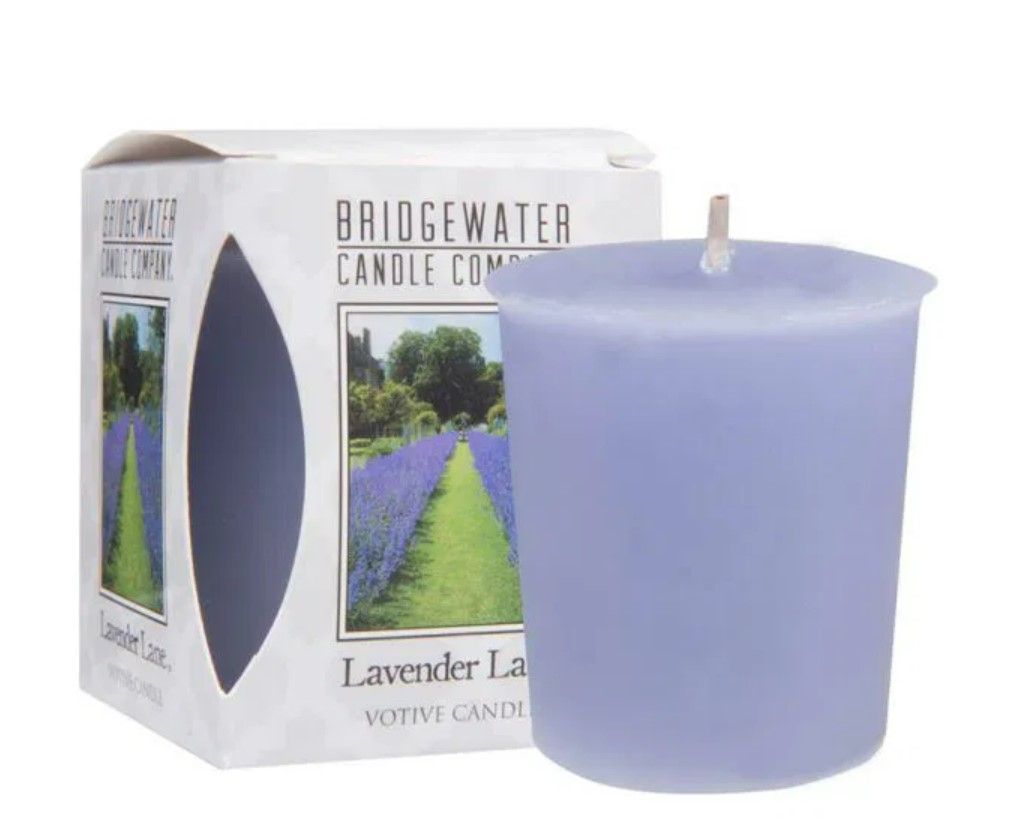 Bridgewater scented candle Lavender Lane purple 15 hours D 6 H 5 cm