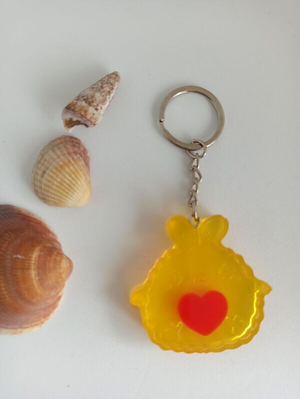Jaune/coeur rouge