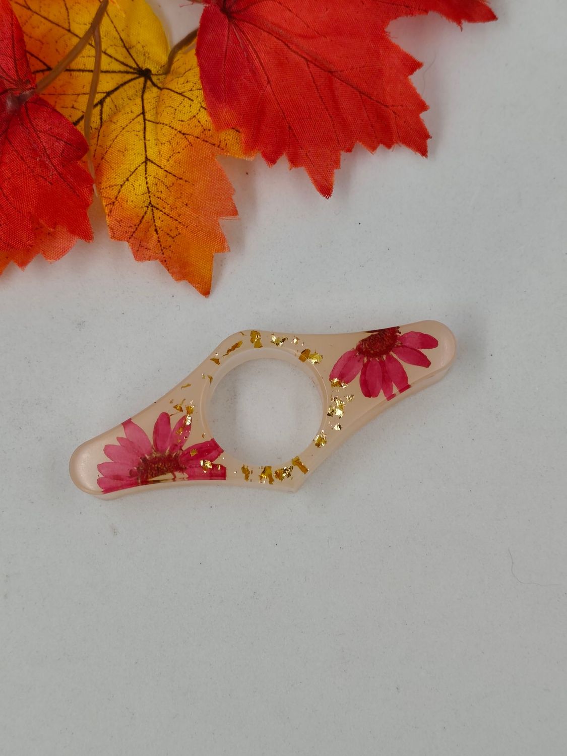 Bague de lecture - fleur rose/ doré / fond beige