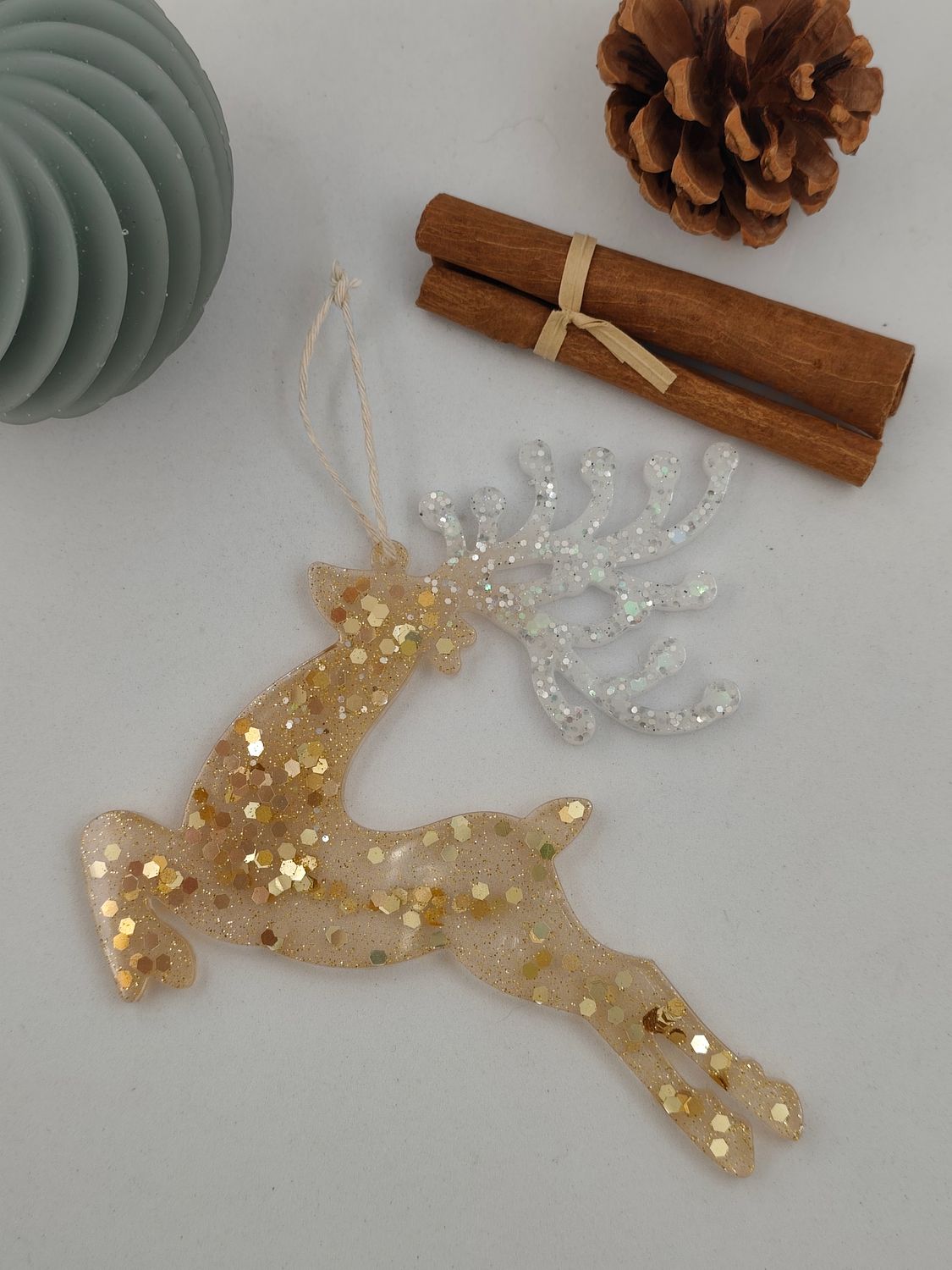 Cerf Adulte - doré / blanc paillettes