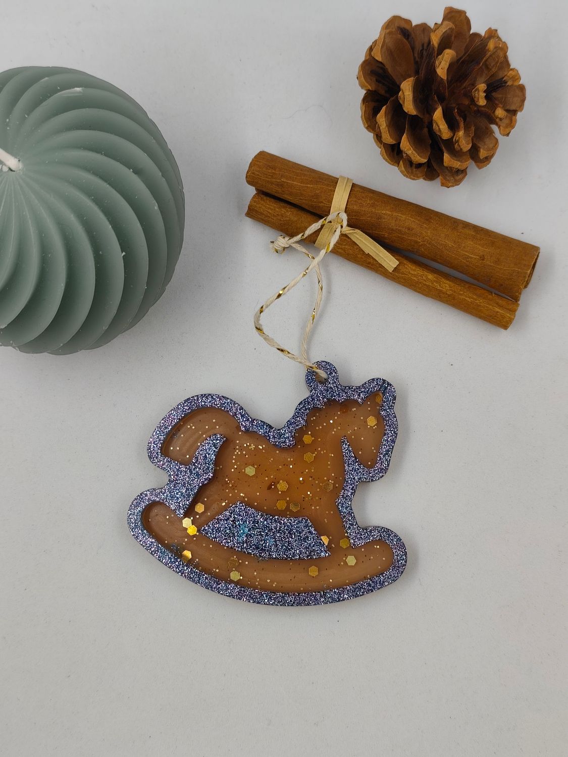 Cheval à bascule - marron / bleu paillettes
