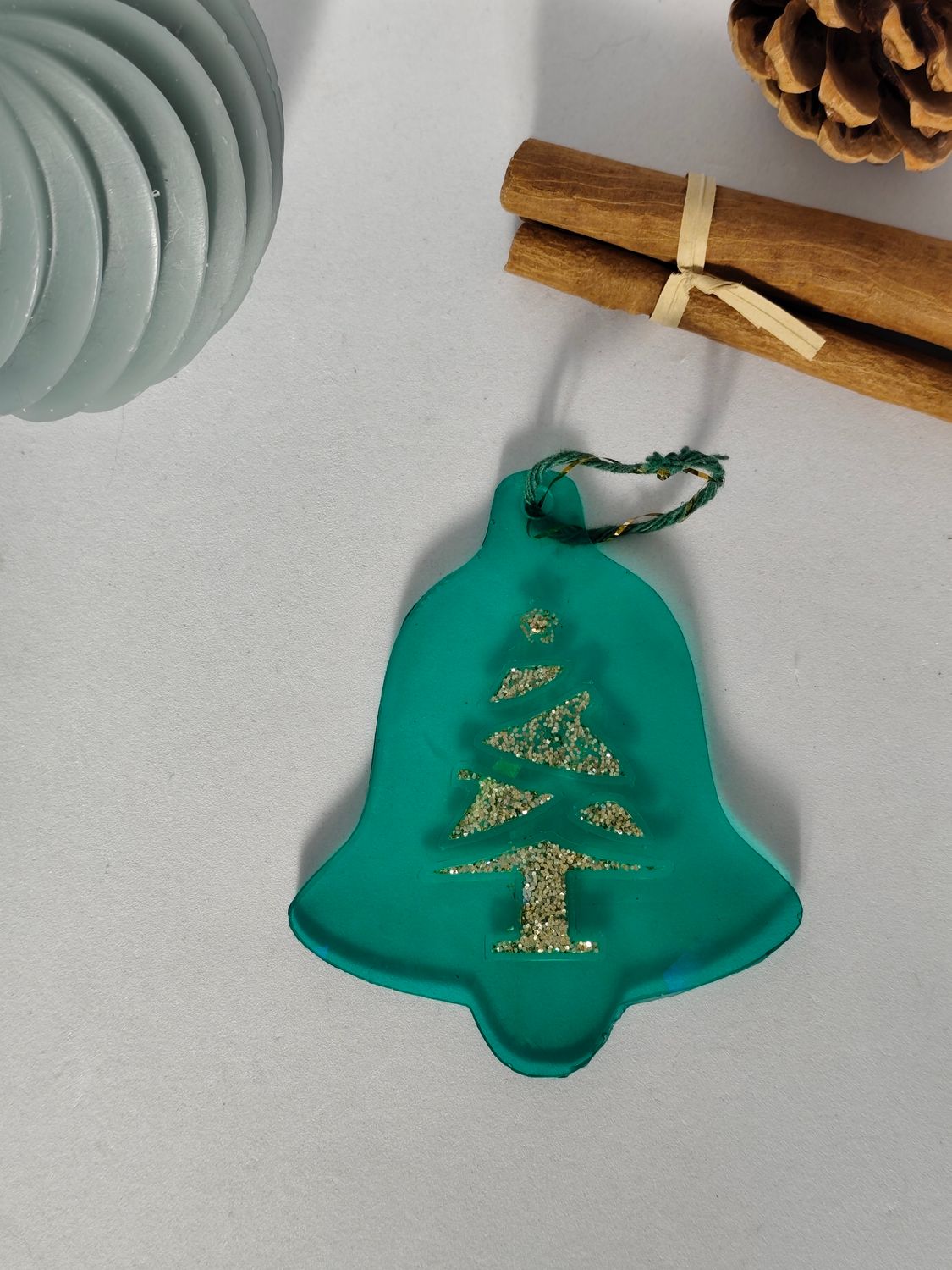 Cloche  holographique - vert / sapin doré
