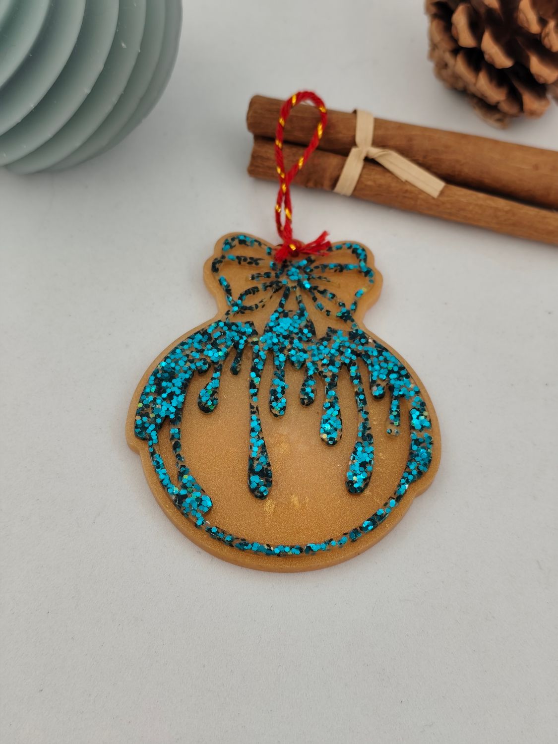 Boule ronde - doré / bleu paillettes