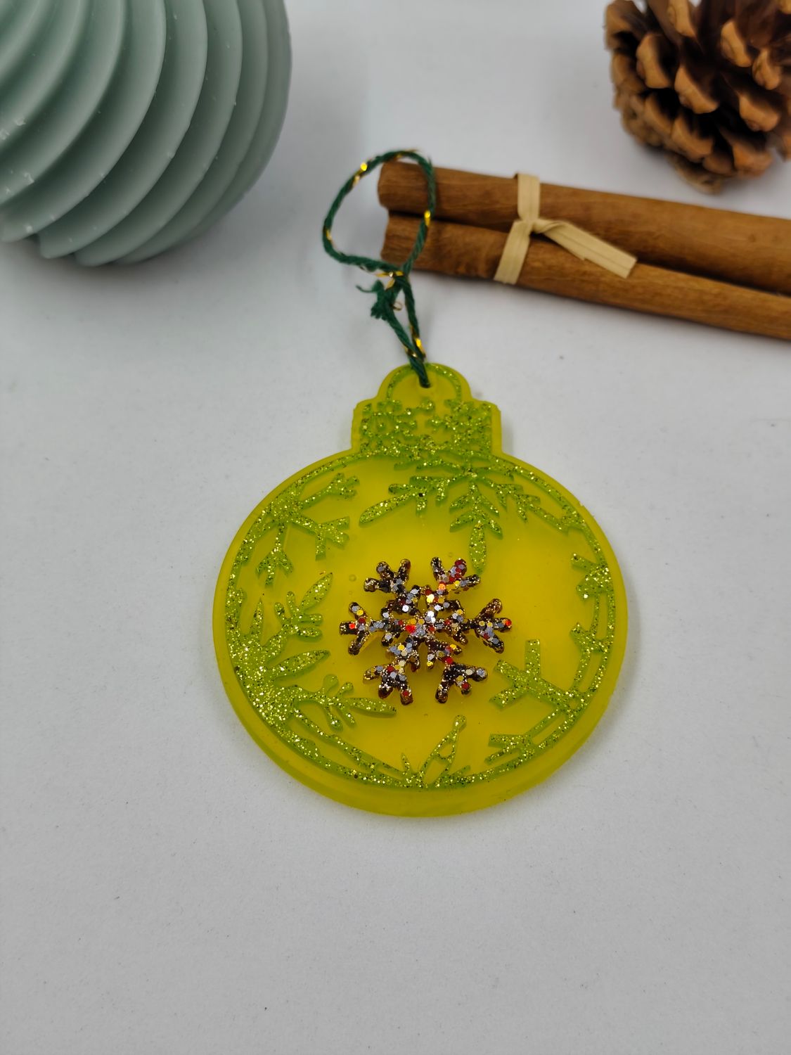 Boule ronde - vert / paillettes