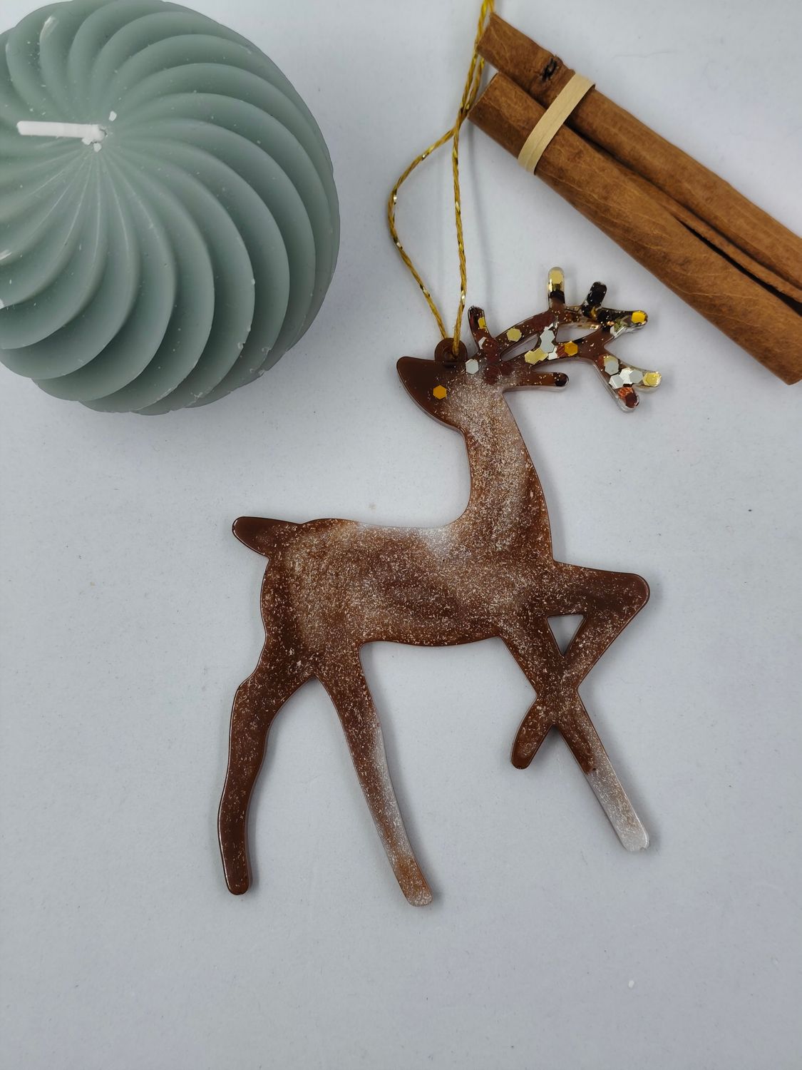 Cerf - blanc / marron / doré paillettes Cerf - blanc / marron / doré paillettes