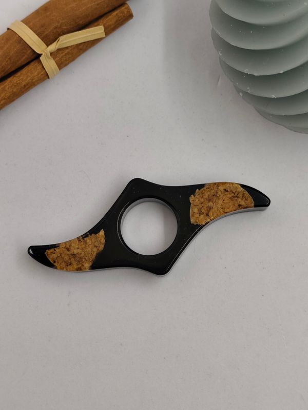 Bague de lecture tribal - noire / bouchon de liège Bague de lecture tribal - noire / bouchon de liège