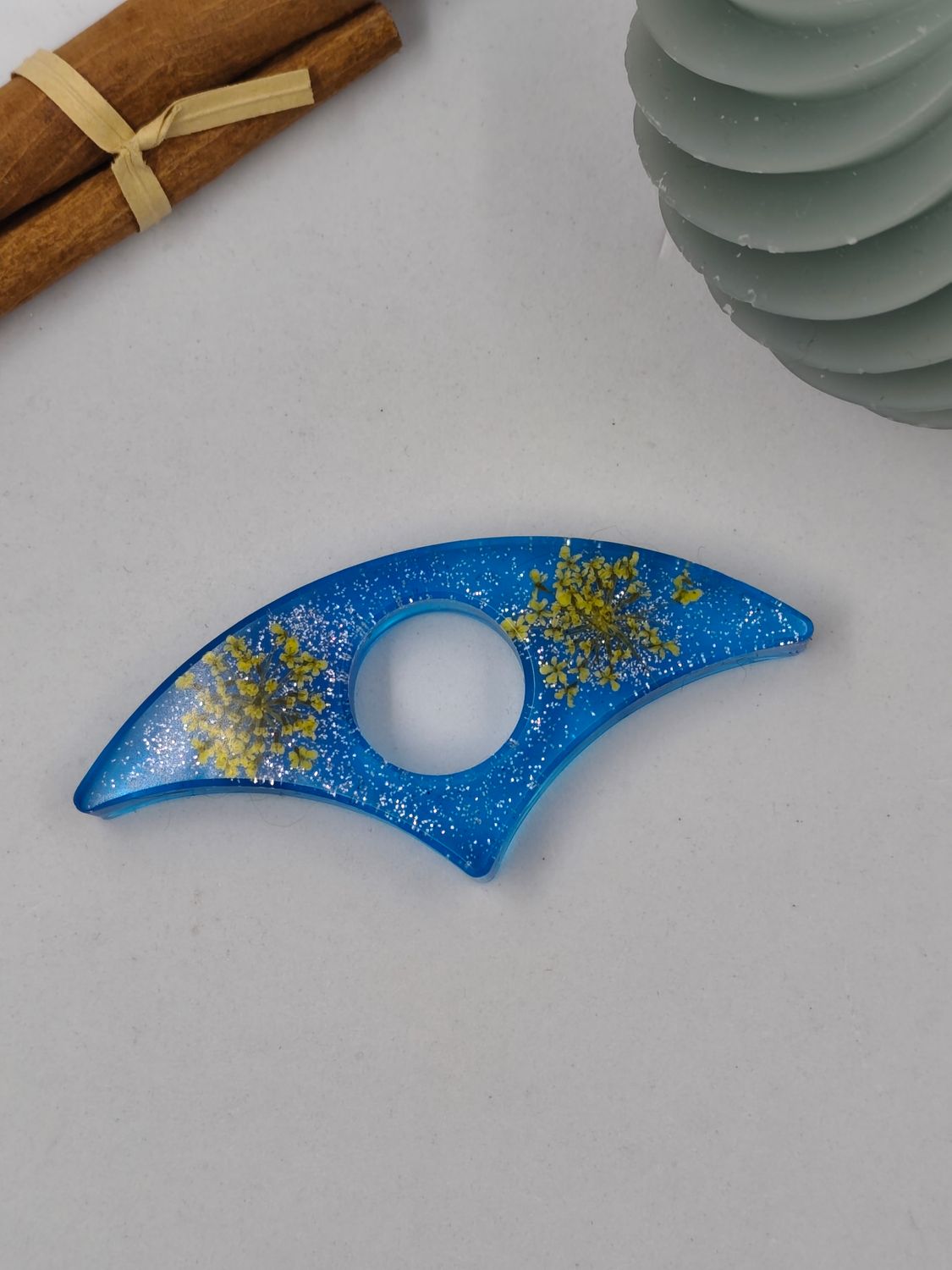 Bague de lecture  - fleurs jaune / paillettes argentées/ fond bleu