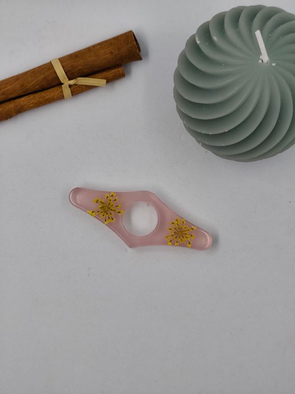 Bague de lecture ovale - fleurs jaunes/ fond rose Bague de lecture ovale - fleurs jaunes/ fond rose