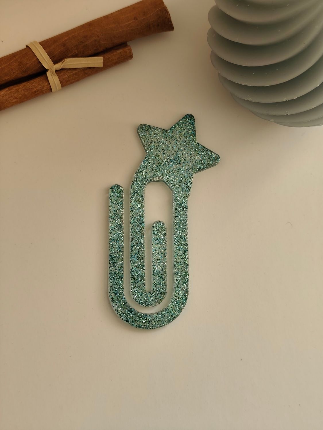 Marque page trombone étoile -  paillettes bleu / verte