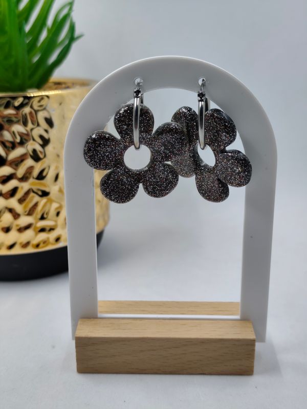 Pampilles - rouge argent paillettes / fond noir Pampilles - rouge argent paillettes / fond noir