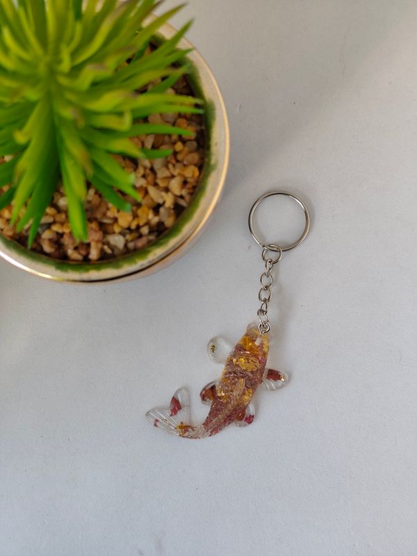 Carpe koi - fleurs séchées/ transparent