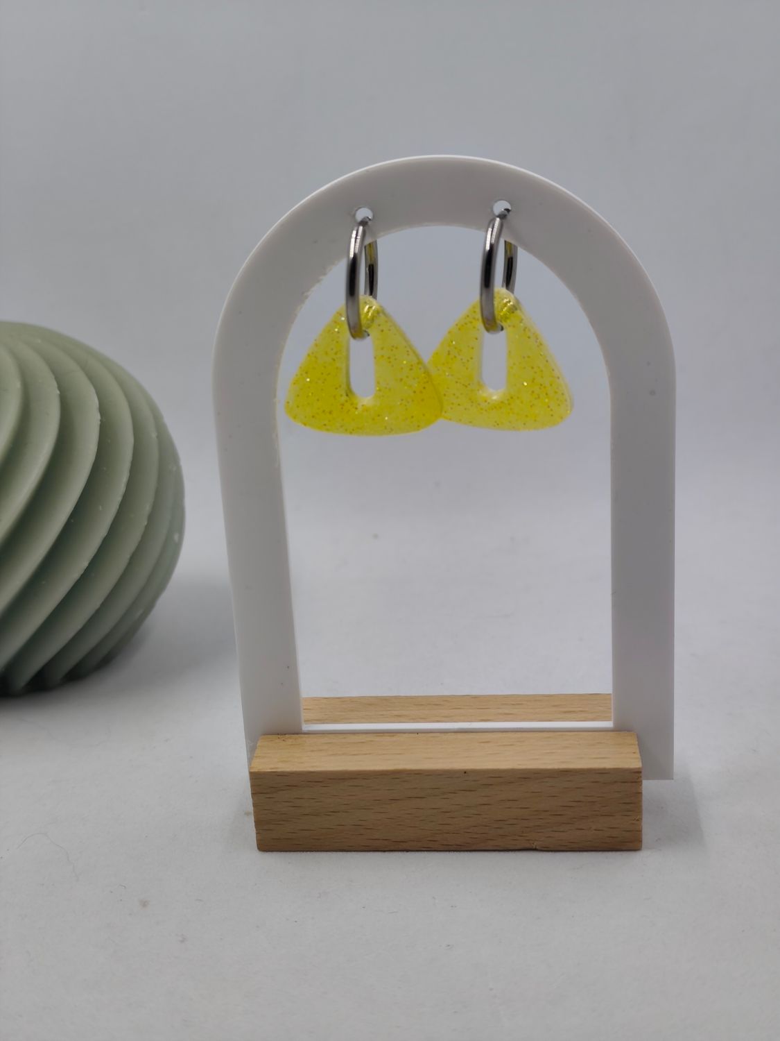 Delta - jaune paillettes