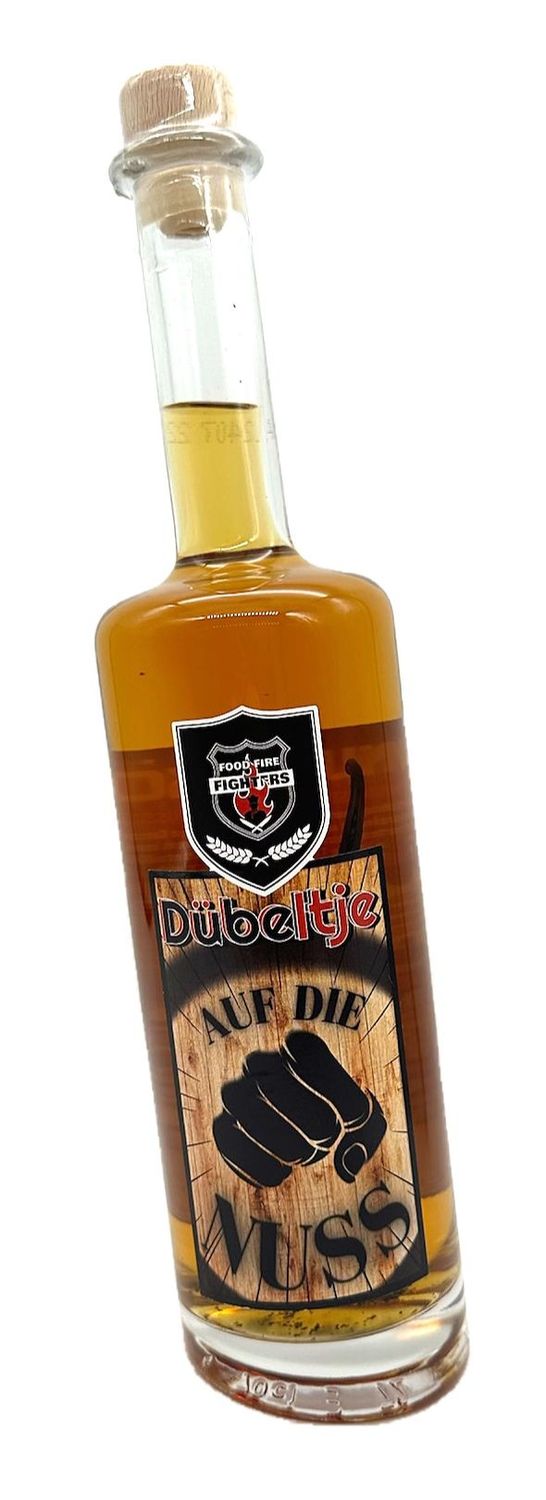 AUF DIE NUSS