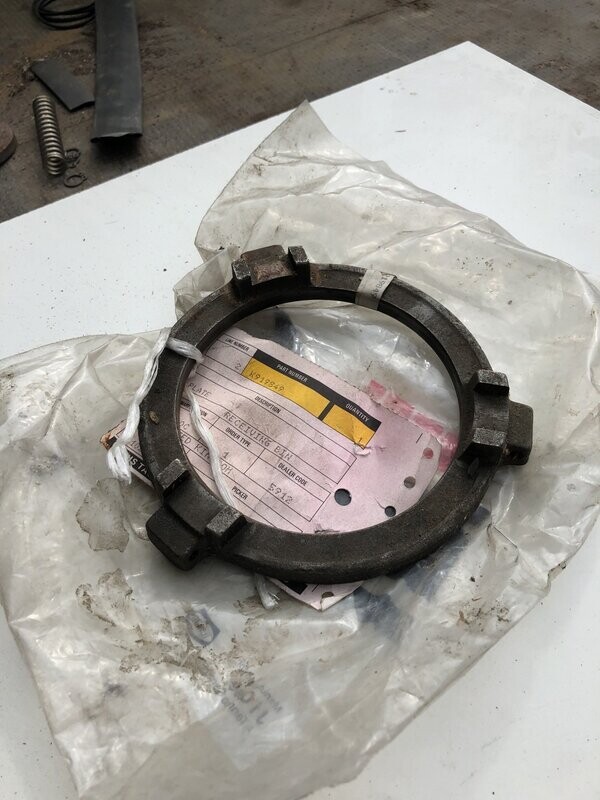 K919849 DB clutch release plate