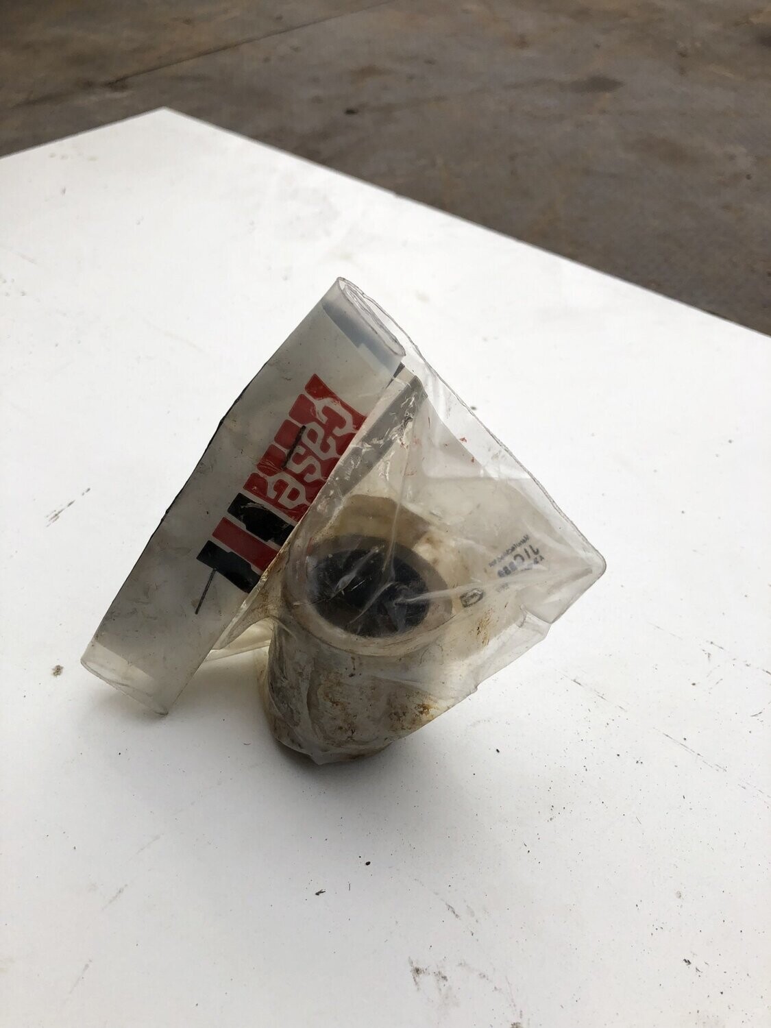 708314R1 IH combustion chamber holder