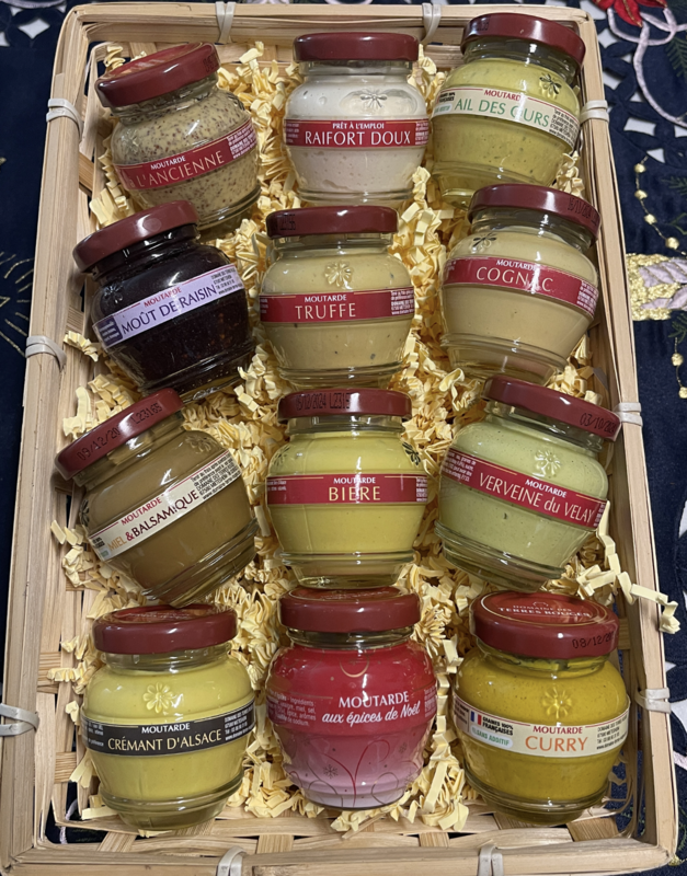 CORBEILLE &quot;MOUTARDEMENT VOTRE&quot;