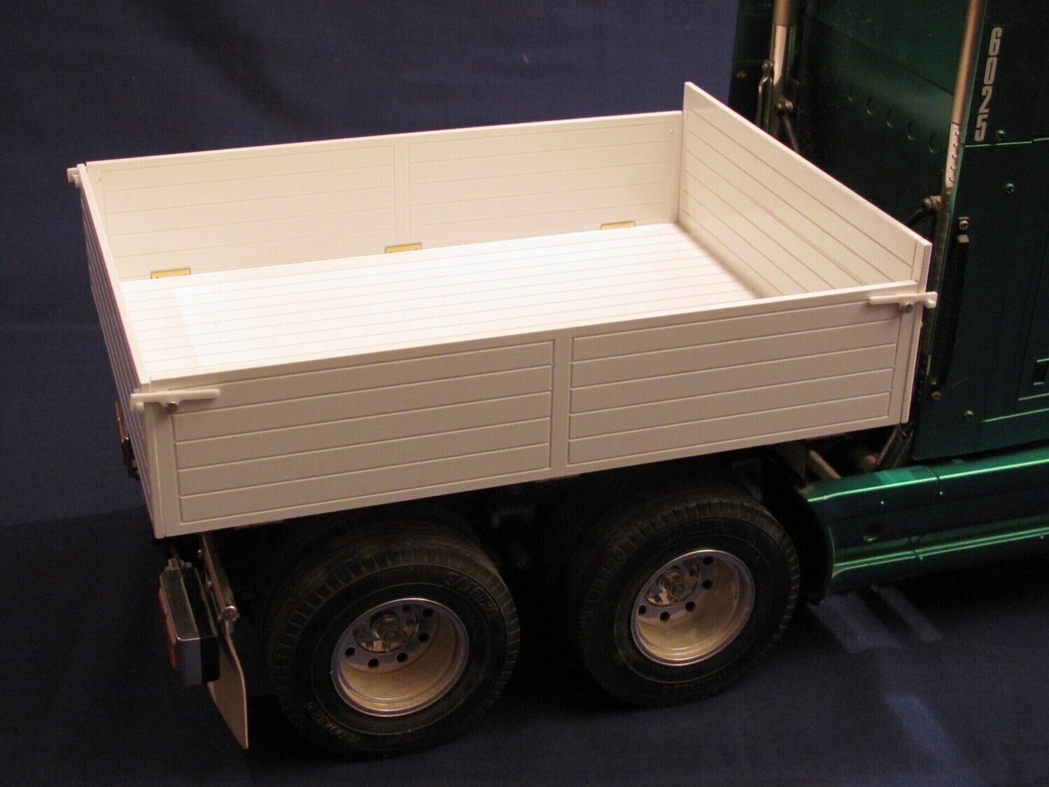 Pritschenbausatz für Tamiya LKW